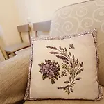 Casa Paradiso - *