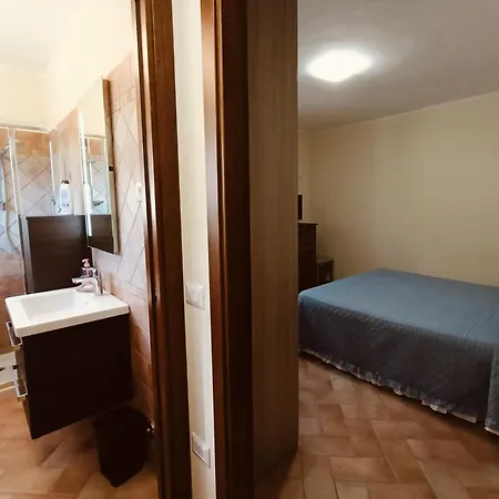 Casa Paradiso - *